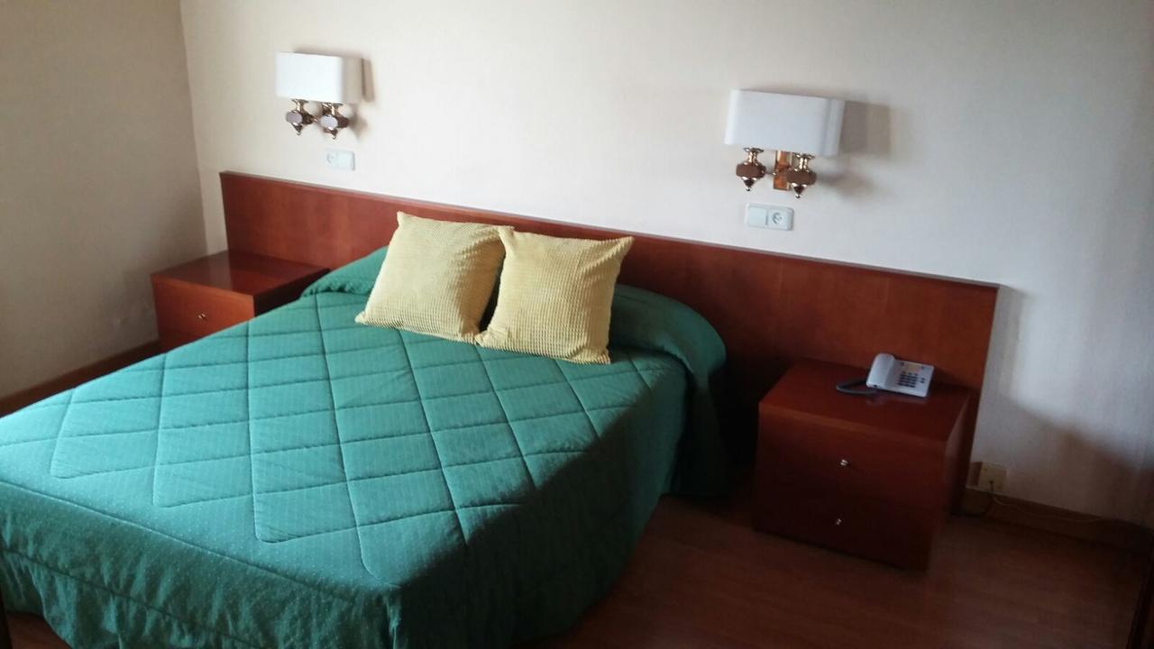 Hotel Bon Repos Бельвер-де-Серданья Екстер'єр фото
